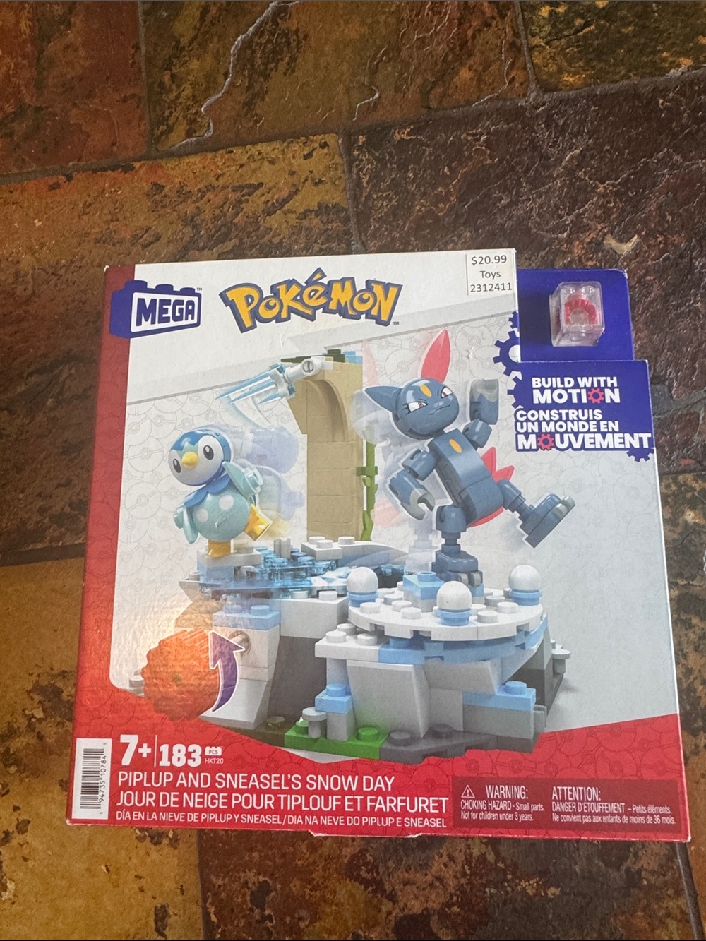 Pokémon Pipup and Sneasel Snow Day Building Set